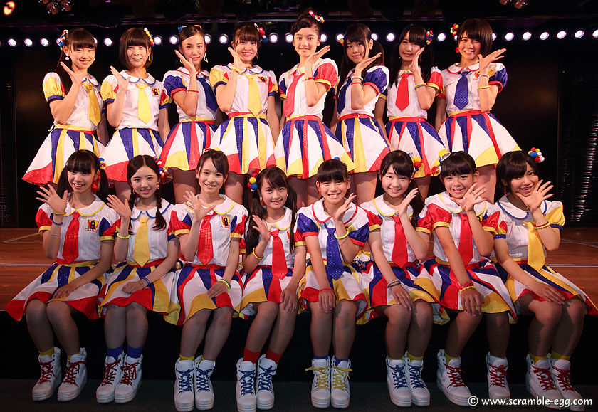 AKB48 劇場デビューの Team 8