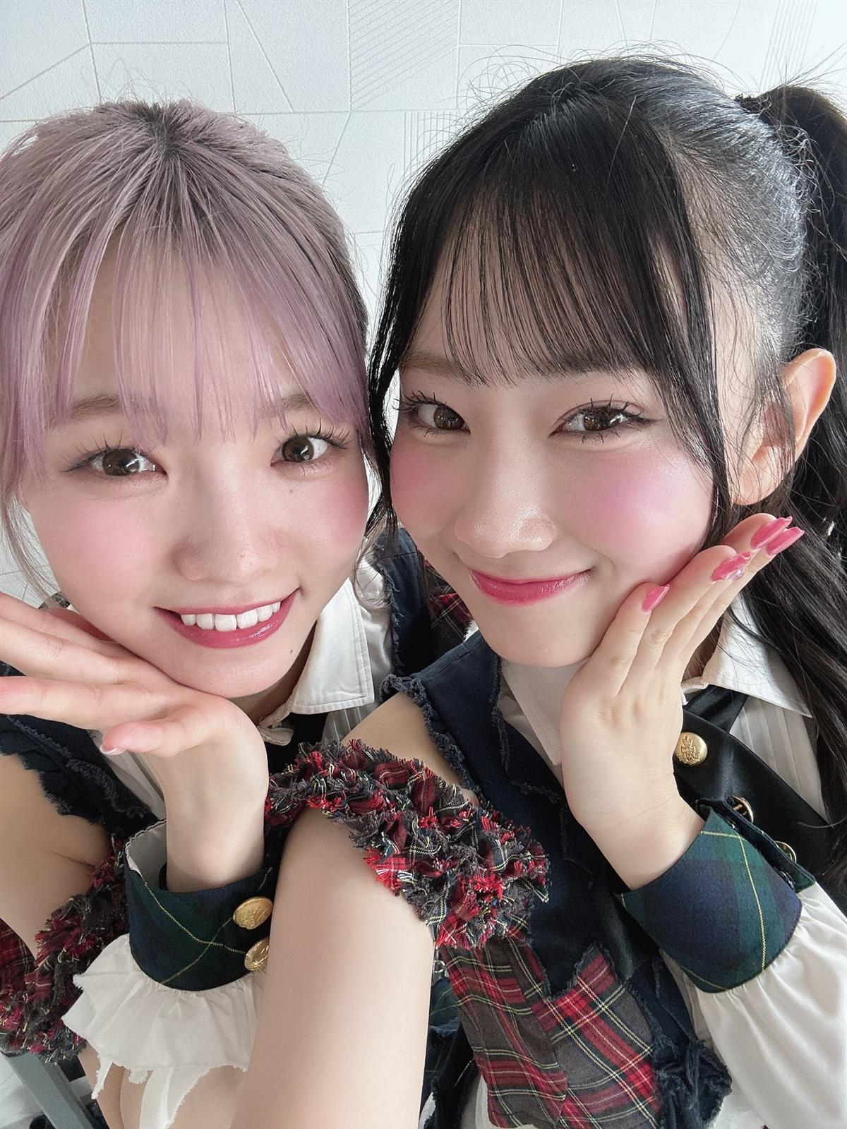 髙橋彩音(左)と徳永羚海