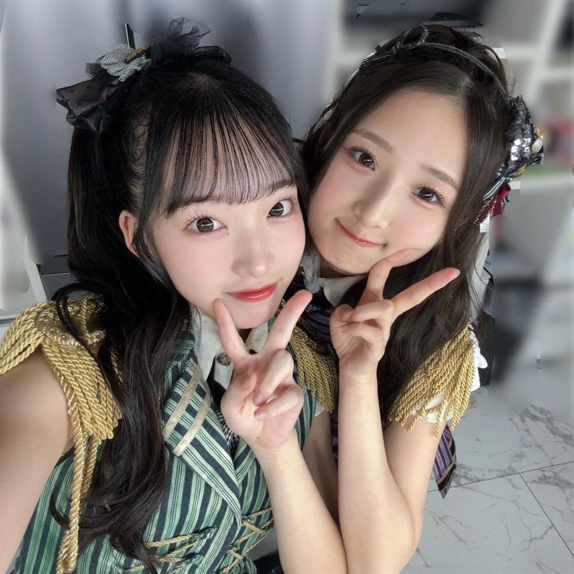 山口結愛(左)と迫由芽実