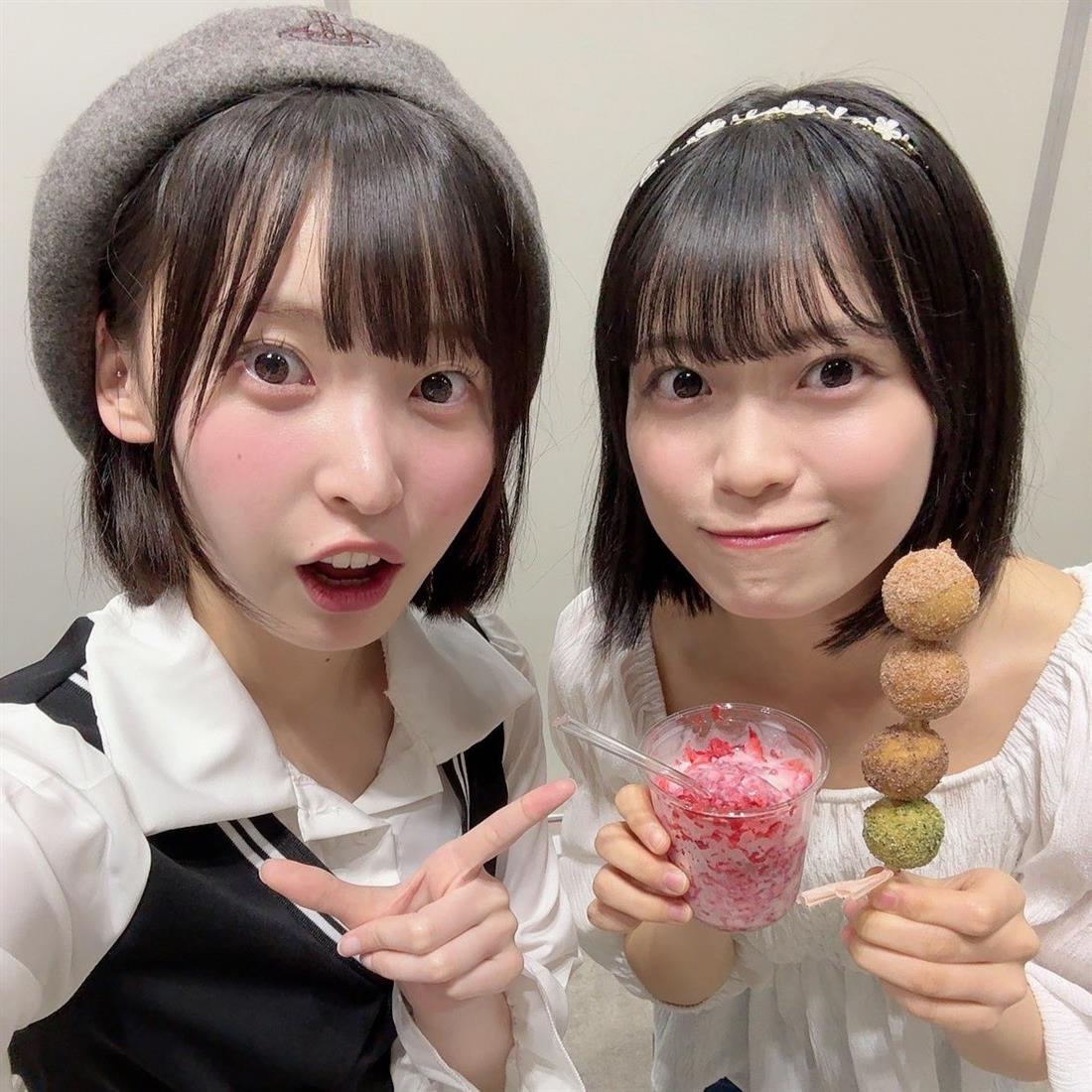 坂川陽香(左)と新井彩永