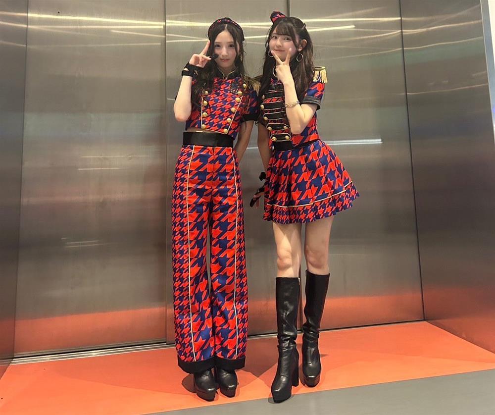 迫由芽実(左)と久保姫菜乃