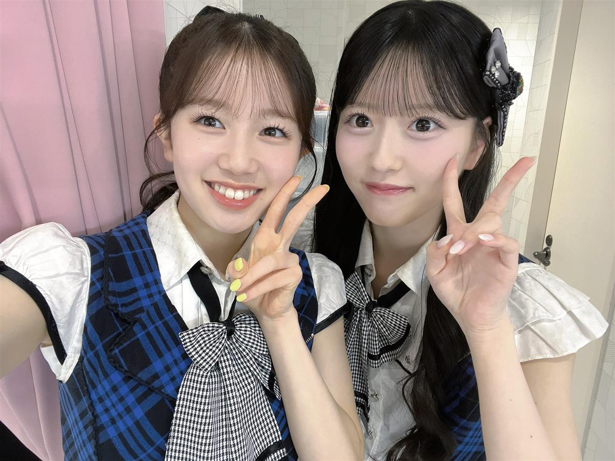 正鋳真優(左)と八木愛月