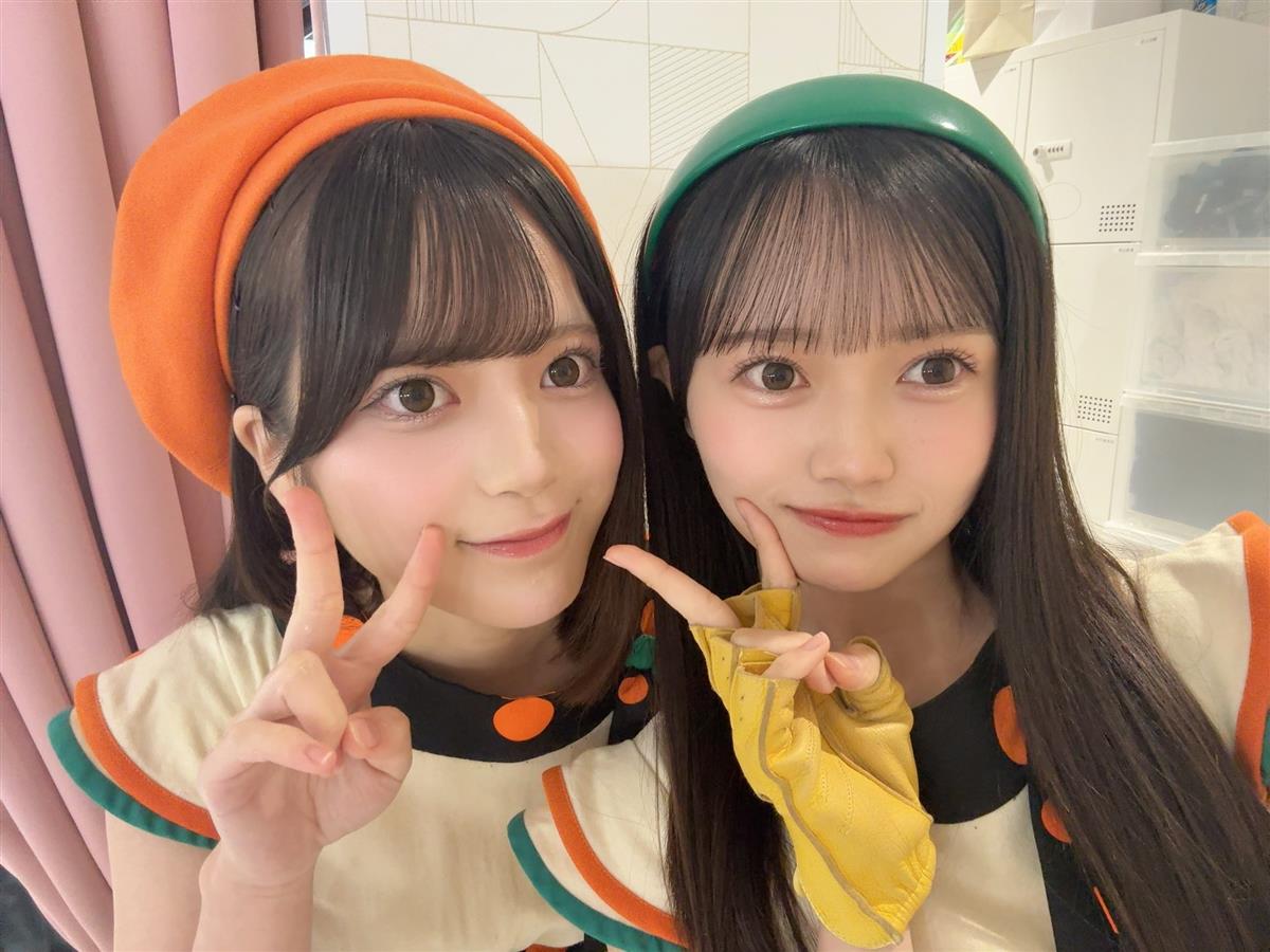 川村結衣(左)と花田藍衣