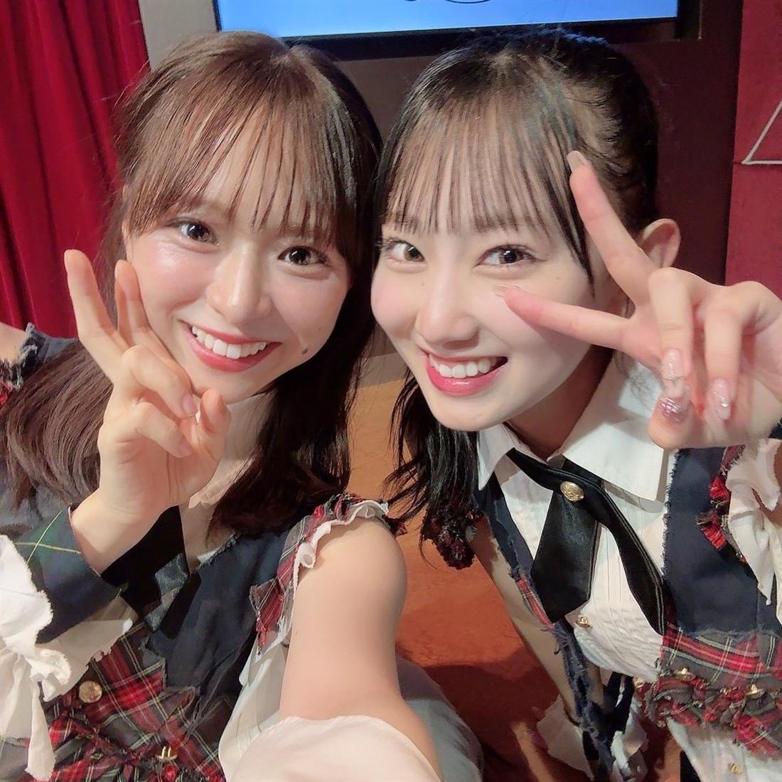 倉野尾成美(左)と徳永羚海 倉野尾成美(左)と徳永羚海