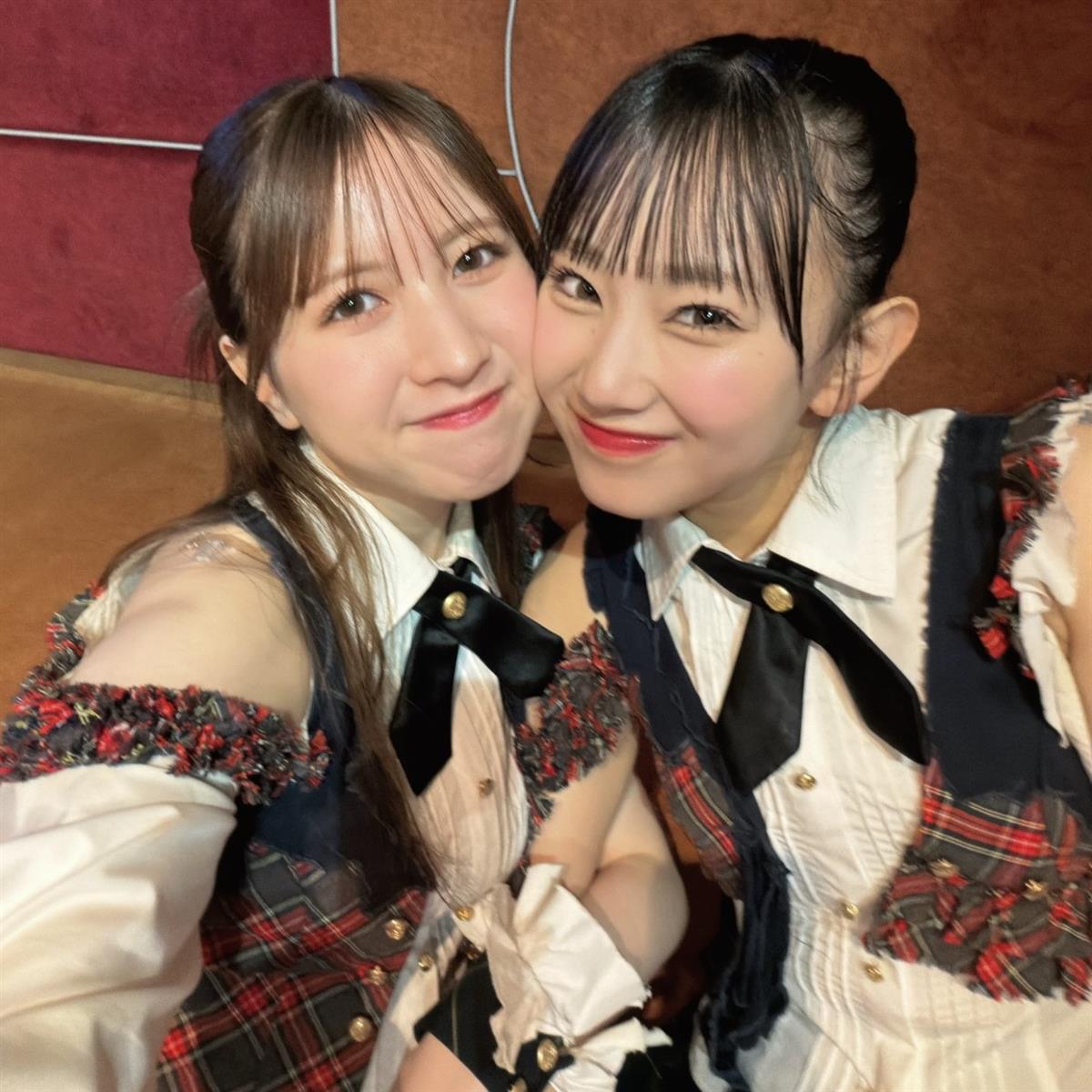 永野芹佳(右)と徳永羚海 永野芹佳(右)と徳永羚海