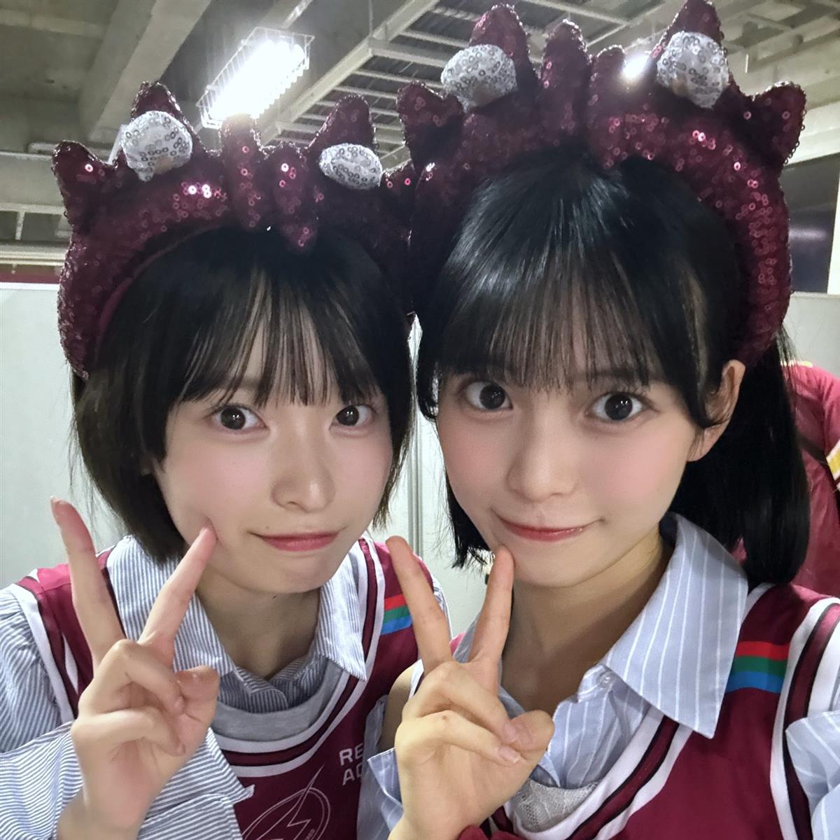 新井彩永(右)と坂川陽香