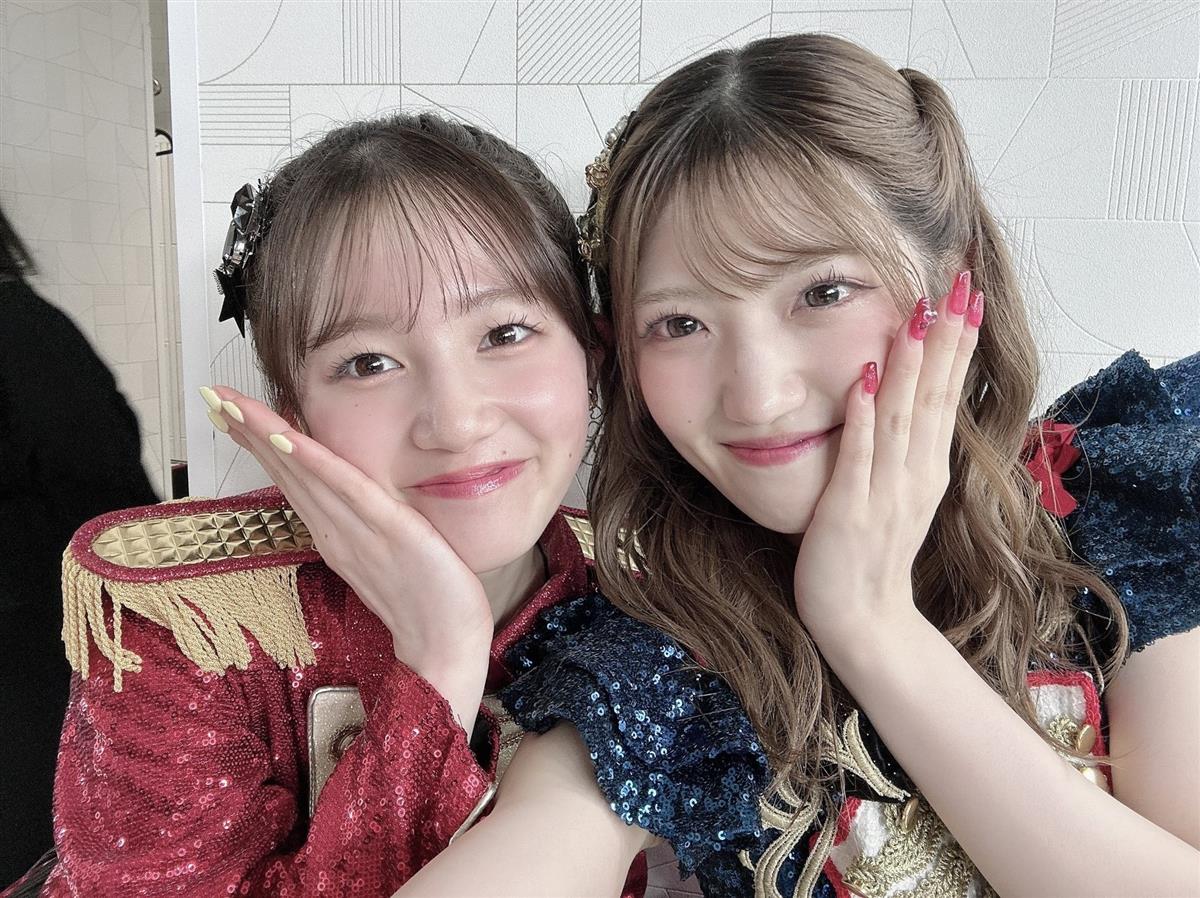 正鋳真優(左)と村山彩希