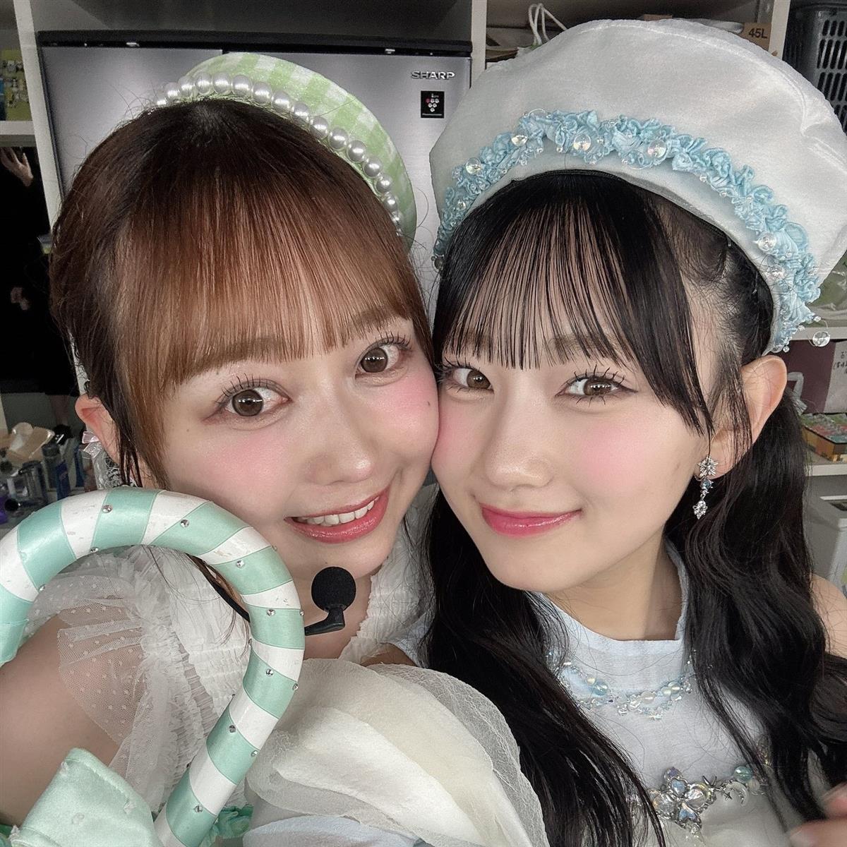 大盛真歩(左)と徳永羚海 大盛真歩(左)と徳永羚海