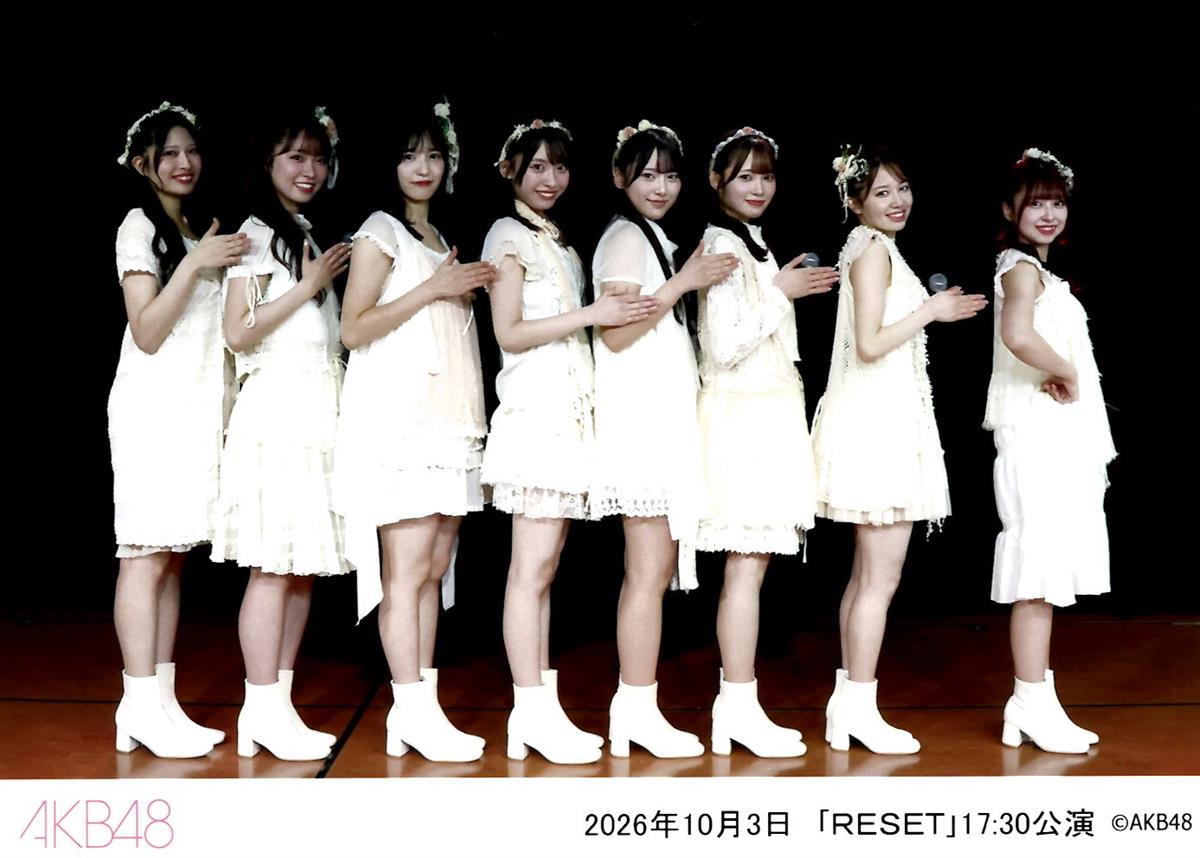 記念写真その２（前へならえポーズ）