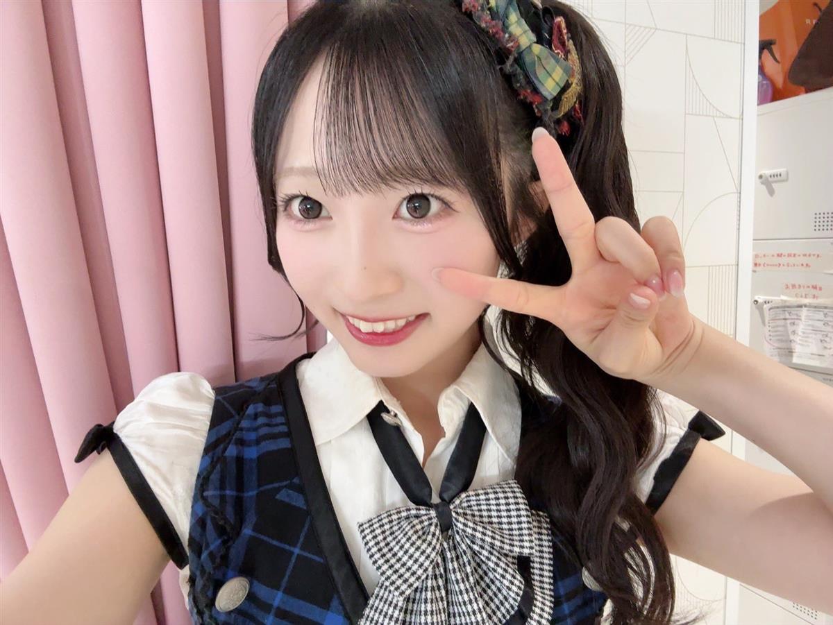 秋山由奈
